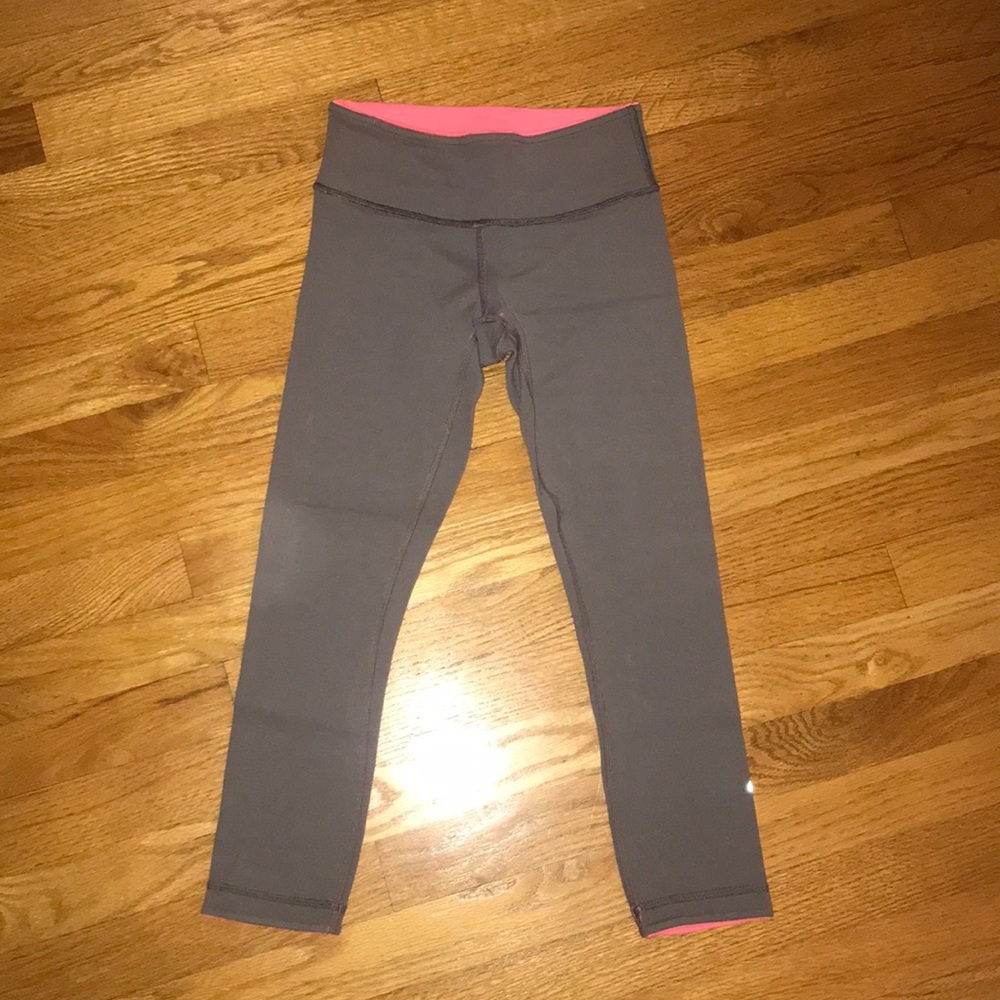 Lulu lemon reversible size 2 leggings